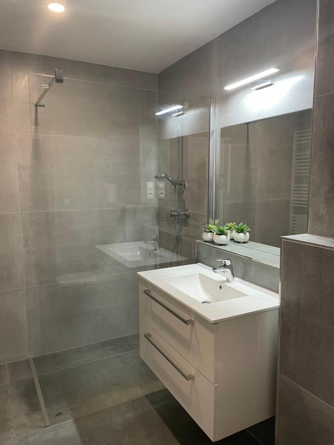Apartmany Elzet Тршебонь Екстер'єр фото